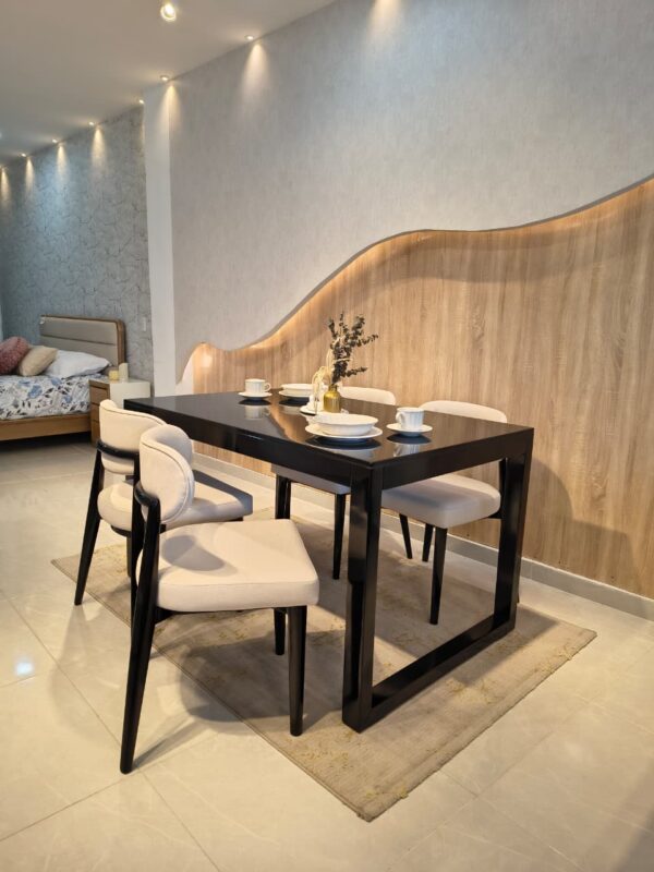 Comedor de 4pts Black