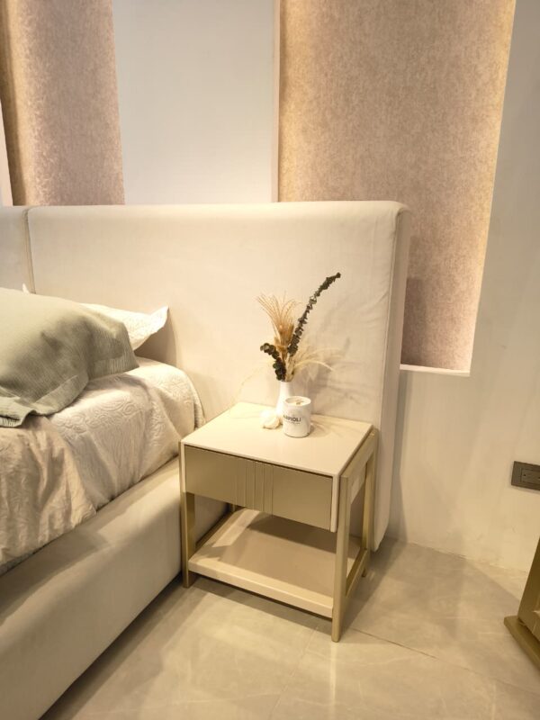 Cama Nube lisa 140x190